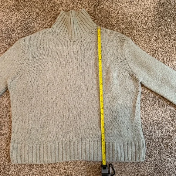H&M Mint Green Turtleneck Sweater - Picture 9 of 10